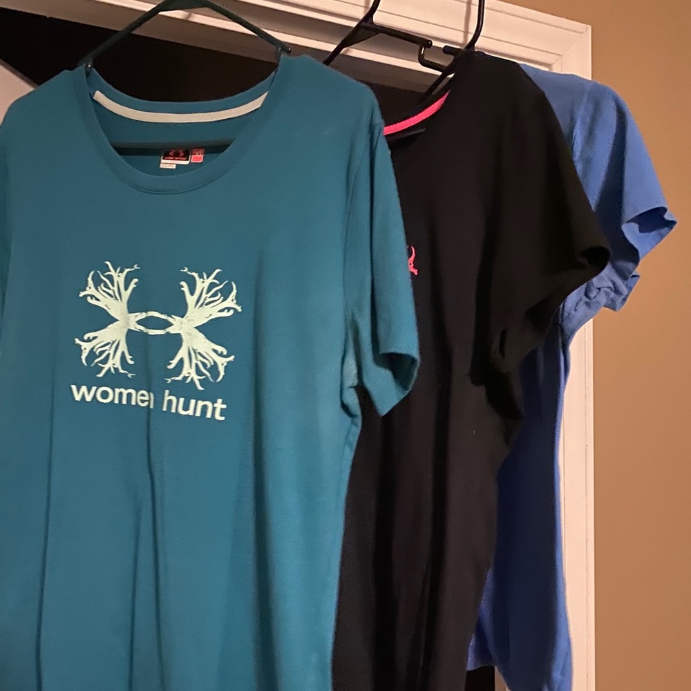 Under Armour women’s tshirts XL